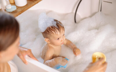 6 conseils pour la sécurité de vos enfants dans la salle de bains